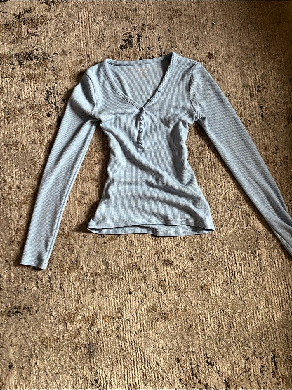 American Eagle 2000s AE Long-Sleeve Henley T-Shirt Women'Small Ribbed baby blue